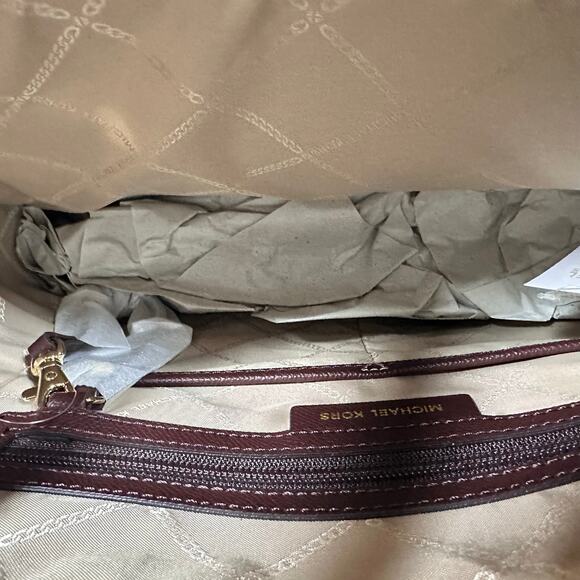 Michael Kors Voyager Tote Laptop Bag in Barolo (Oxblood Reddish Brown) NWT - Picture 6 of 12